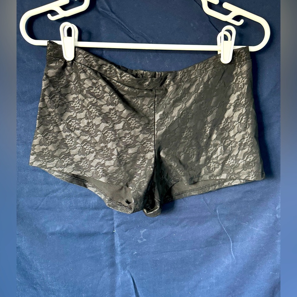 Floral Lacey print booty short